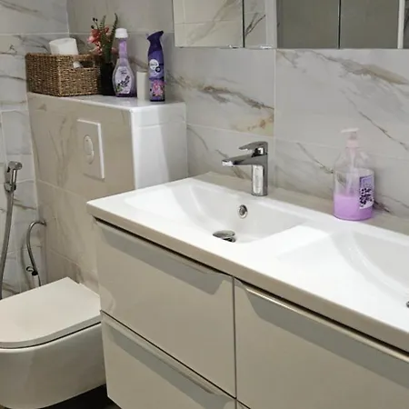 Nanou Riviera * Nizza